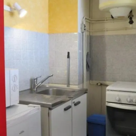 Grand Acces Direct - 4calyp1/4 Large Flat Close By Sea