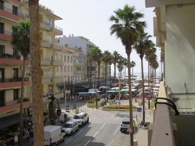 Grand Acces Direct - 4calyp1/4 Large Flat Close By Sea דירה *